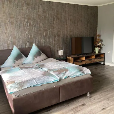 Ostseestrandlaeufer 3